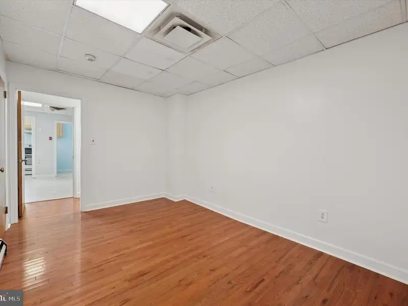 Mixed-use Property with Retail Space and 3-bedroom Apartment in Upper Darby
