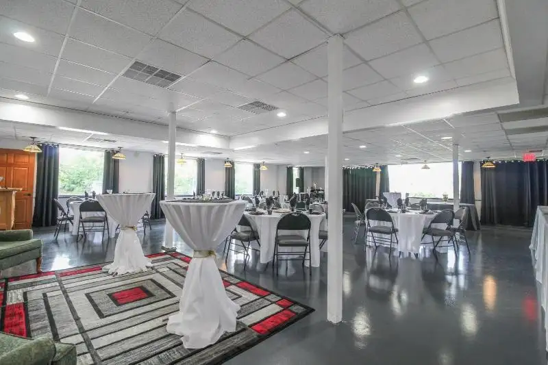 Turn-key Restaurant Building on 1.58 Acres with Ample Parking and Kitchen Facilities