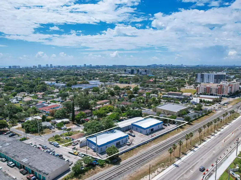 10,000 Sq Ft Warehouse Space for Lease in Pompano Beach, B-4 Commercial Zoning