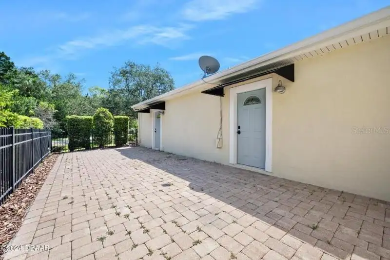 Class a Office Building with River Views in Ormond Beach, Ideal for Dual Businesses