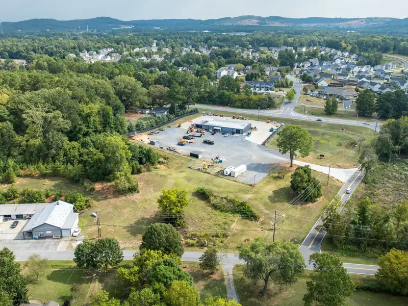 Versatile 8,000 Sf Industrial Facility on 5 Acres with Prime Hwy 41 Frontage