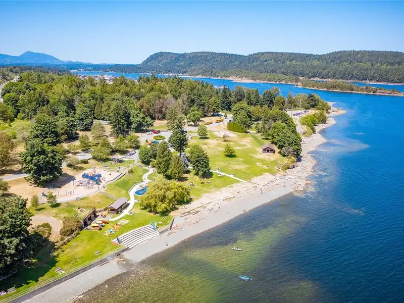 Ocean View 5-plex Apartment Building in Ladysmith with Development Potential