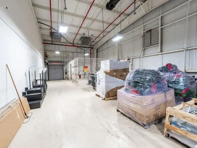 Gated Office Warehouse Complex on 5 Acres Near Georgetown Airport and Highway 17