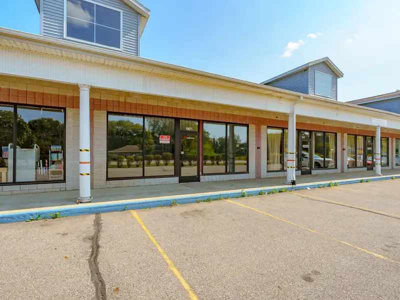 Prime 1,500 Sf Retail Space for Lease in Portage at High-traffic Corner