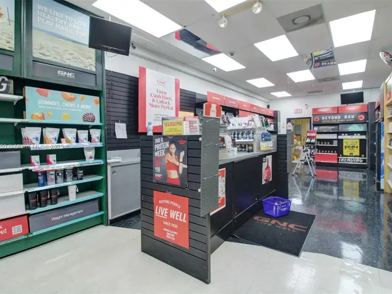 Turn-key Gnc Franchise for Sale in Prime South Miami Location