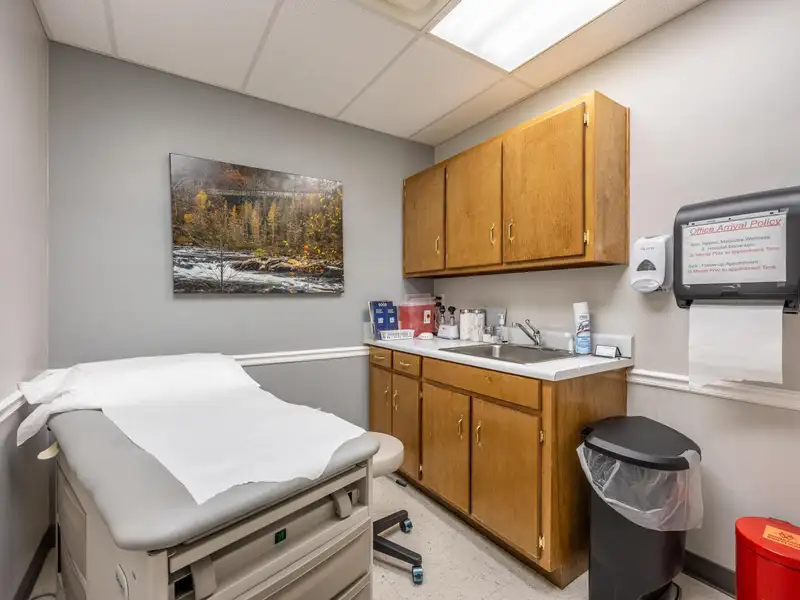 Medical Office Space for Lease in Cleveland, Tn – 12 Exam Rooms and Additional Features