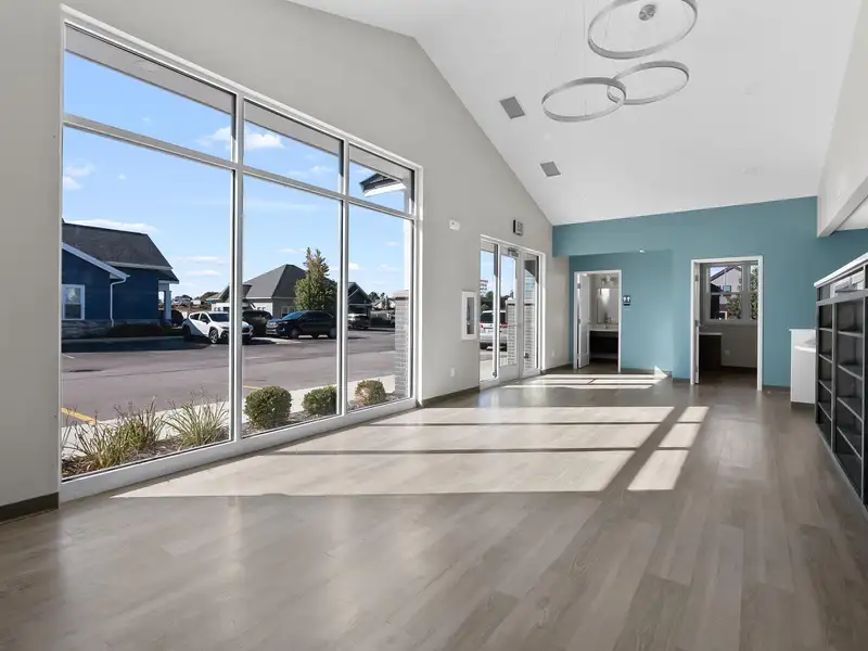 Class a Retail/office Space in Vineyard Parkway Business Park, Texas Corners