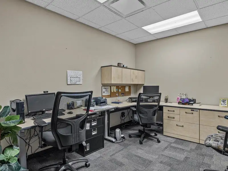 Free-standing 12,360 Sq. Ft. Commercial Building in High-traffic Location