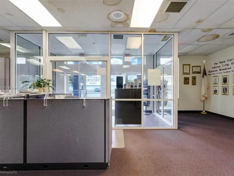 Prime Office Building Investment Opportunity in North Miami - 5,357 Sf, C-1 Zoned