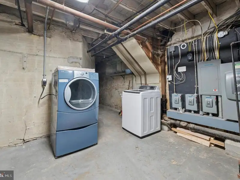 Mixed-use Property with Retail Space and 3-bedroom Apartment in Upper Darby