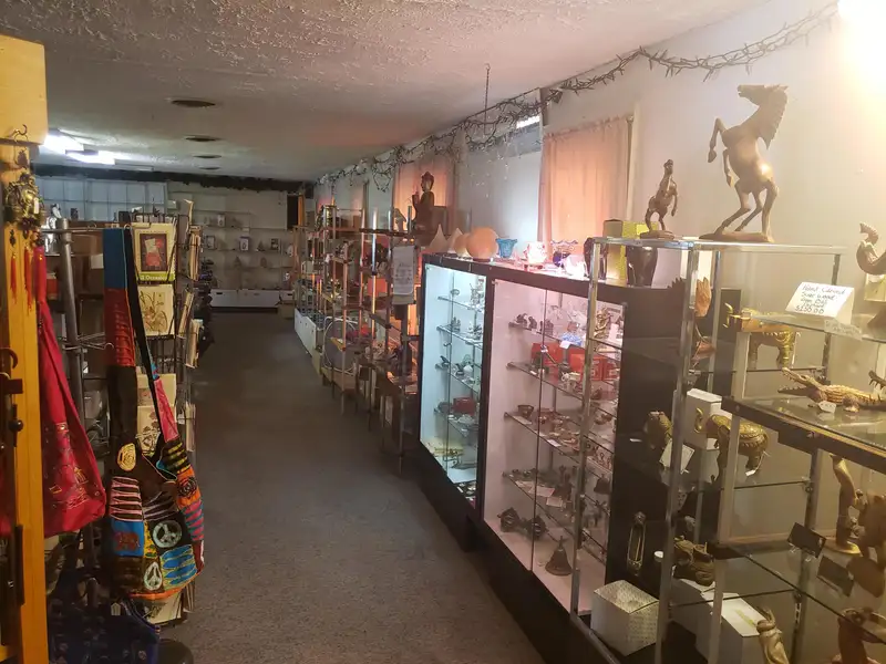 Versatile Retail Gift Shop and Cottages on 7.95 Acres with Mountain Views
