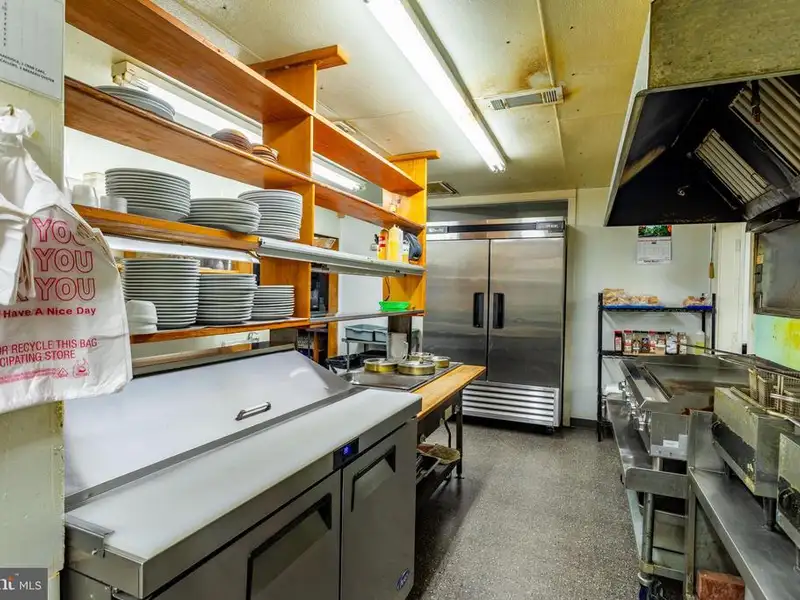 Established Restaurant with Commercial Kitchen and 120+ Seating in Hardy County