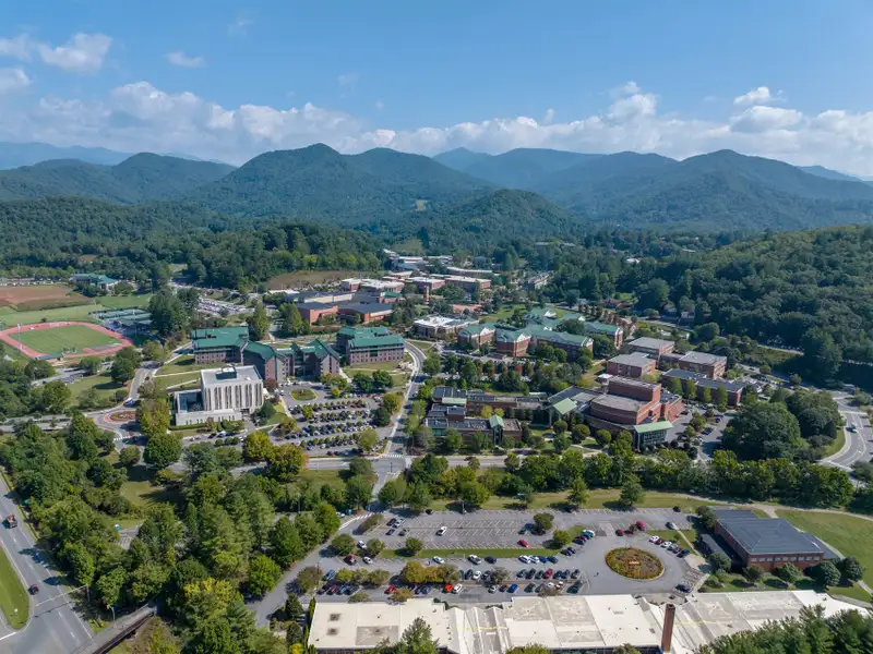 Prime Multifamily Student Apartment Complex Near Western Carolina University in Cullowhee, Nc