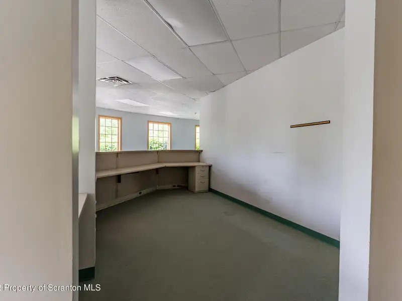 Commercial Lease Opportunity in High Traffic Location, Clarks Summit