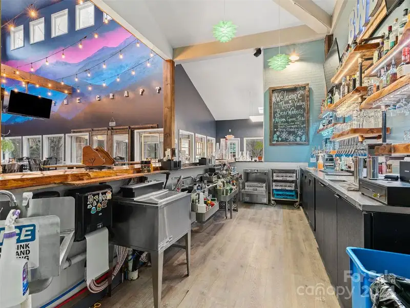 Commercial Restaurant and Brewery with Mountain Views in Maggie Valley