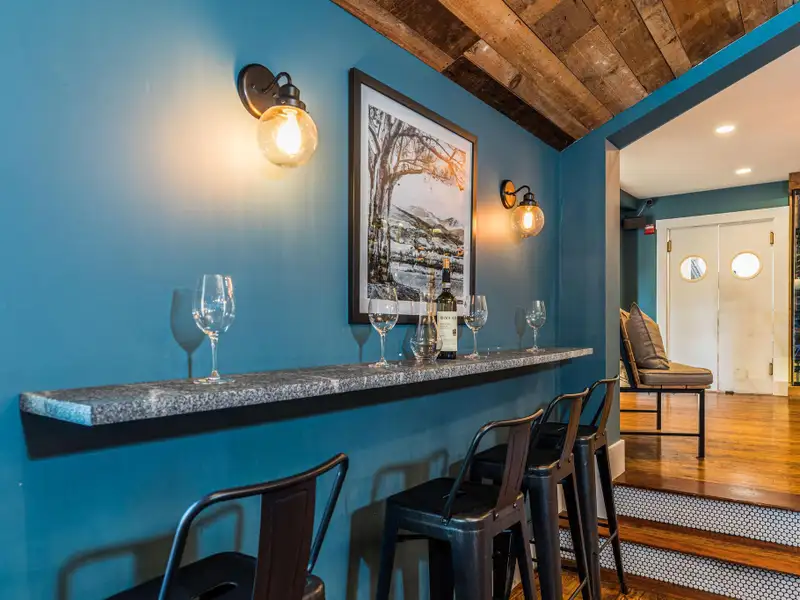 High-end Restaurant Space with Outdoor Dining and Residential Unit in Ogunquit