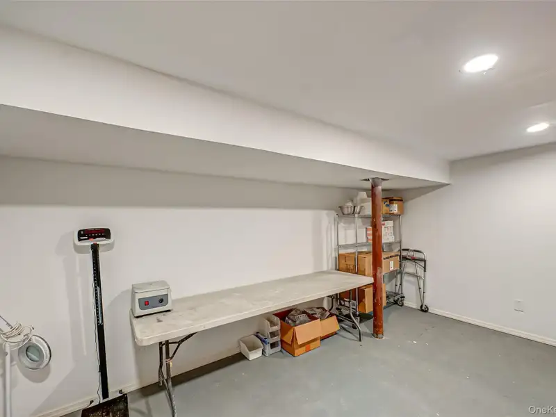 Brand-new Medical Building in Prime Location with State-of-the-art Facilities
