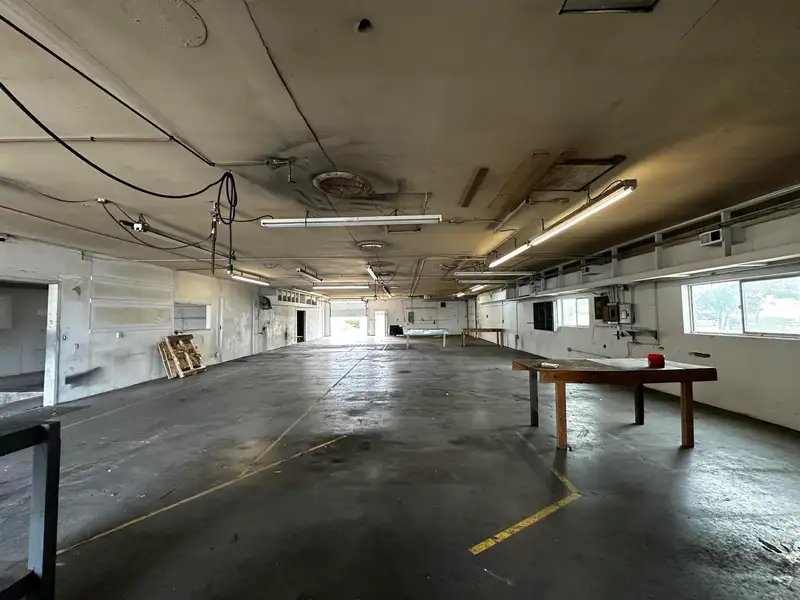 Warehouse and Office Space with Gated Yard in Prime Location