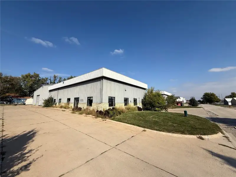 35,900 Sf Office/distribution Warehouse for Sublease in Marion with Highway Access