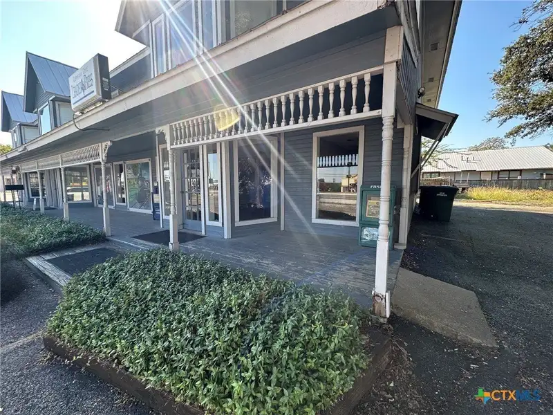 Investment Opportunity: Multi-unit Complex in Copperas Cove with Stable Tenants and Recent Updates