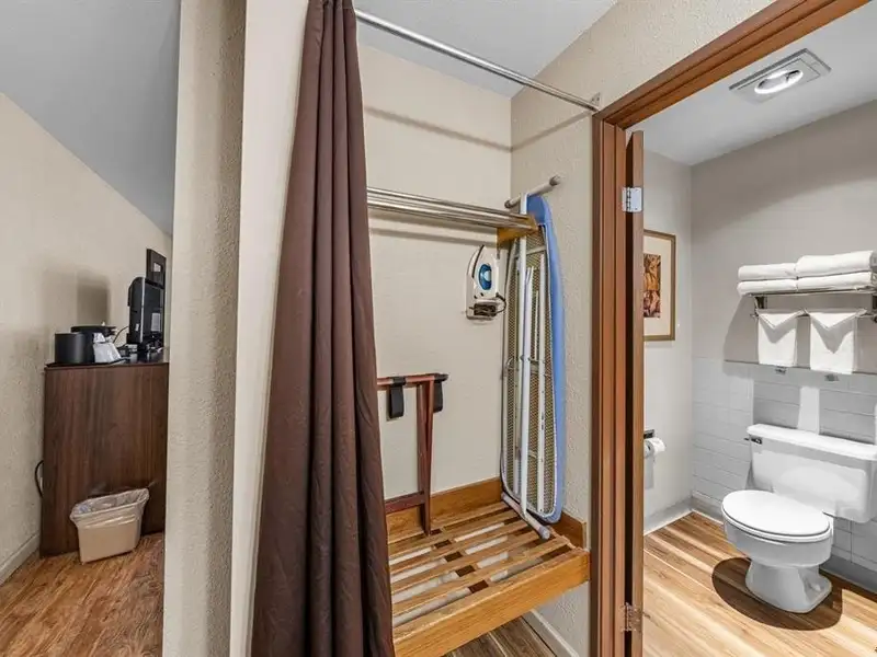 Turnkey Quality Inn Hotel in Prime Durango Location with 48 Updated Guest Rooms