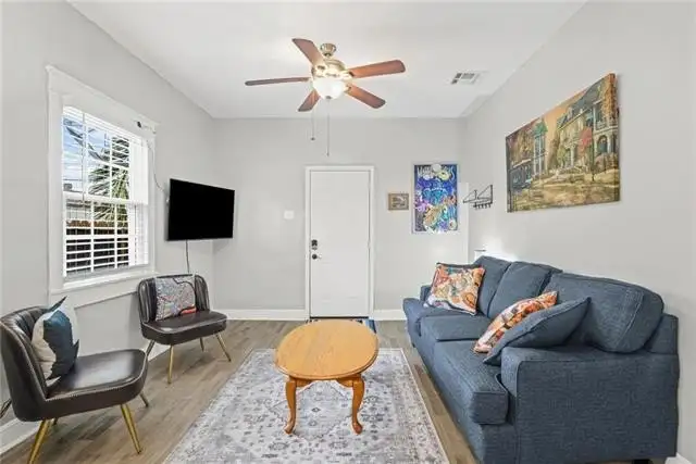 Updated Shotgun Double in Prime Uptown Location with Investment Potential