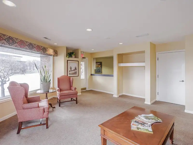 Turnkey Dental Office in Crestview Hills, Ky with Prime Visibility and Convenient Access