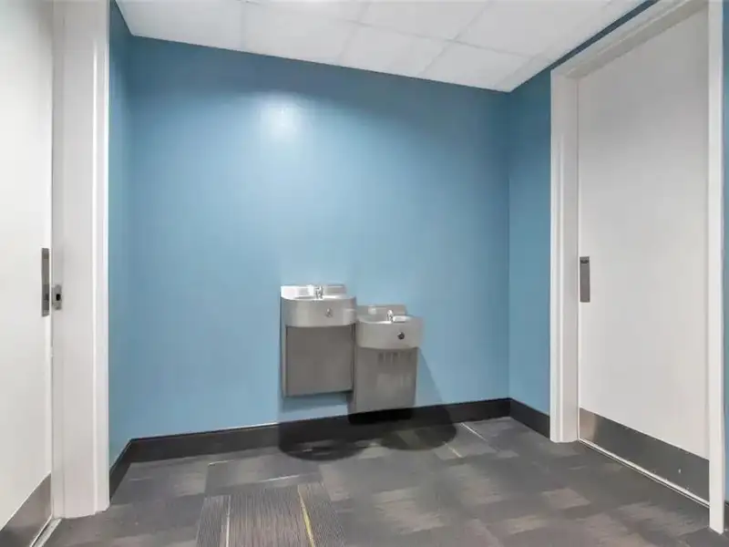 Office Condo in Downtown Tampa's Channel District with Parking and Retail Amenities