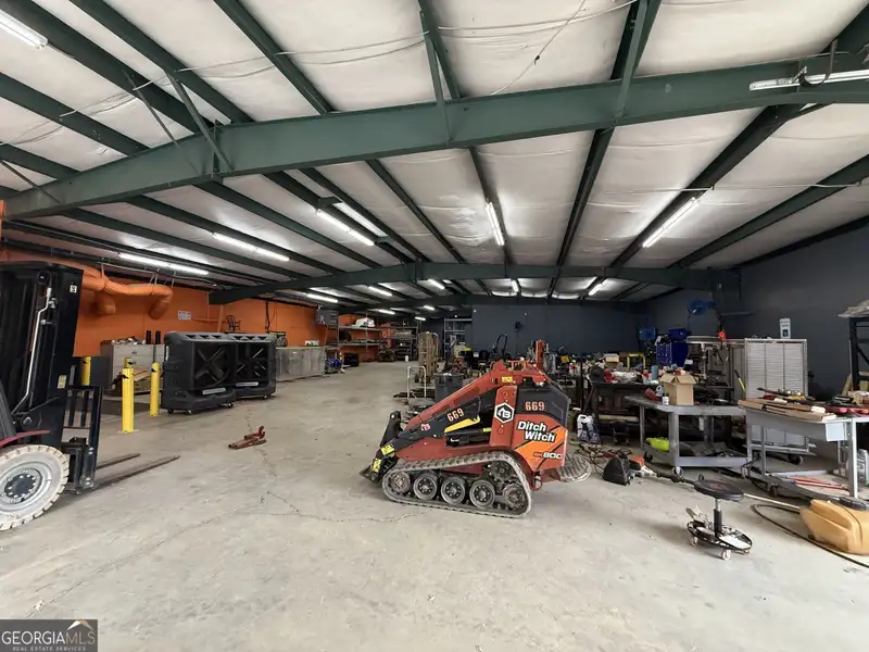 Versatile 8,000 Sf Industrial Facility on 5 Acres with Prime Hwy 41 Frontage