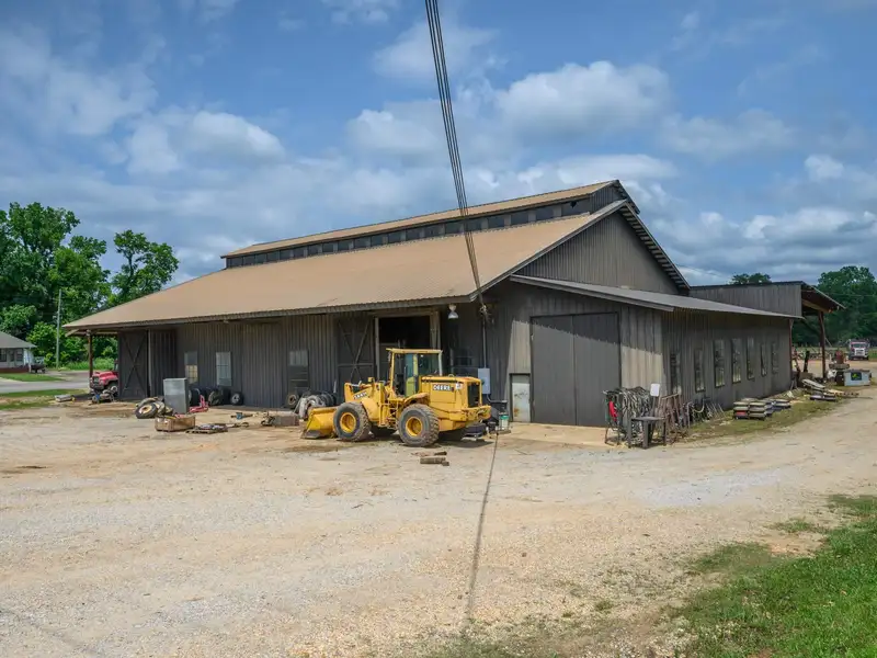 Turnkey Commercial Sawmill and Pallet Company on 40 Acres in Prime Industrial Location