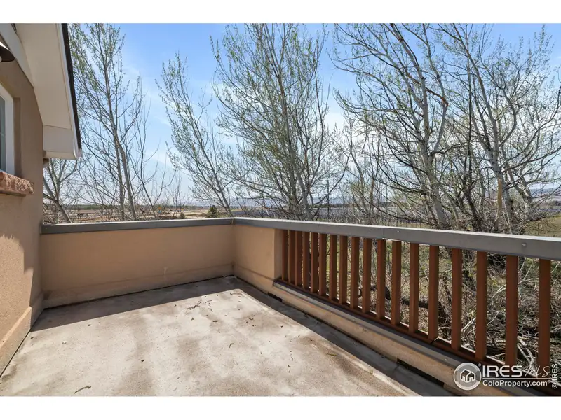 Bright Office Condo with Mountain Views in Niwot, Colorado