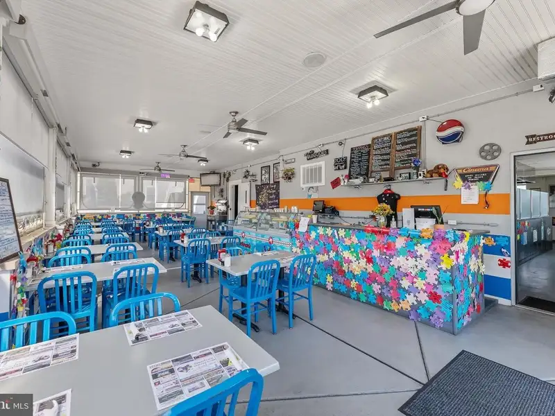 Turnkey Restaurant with Outdoor Dining and Apartment in Wildwood Crest Business District