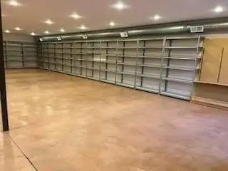 Commercial Retail and Drive-thru Warehouse Space in Prime Location, 10,000+ Sqft Total