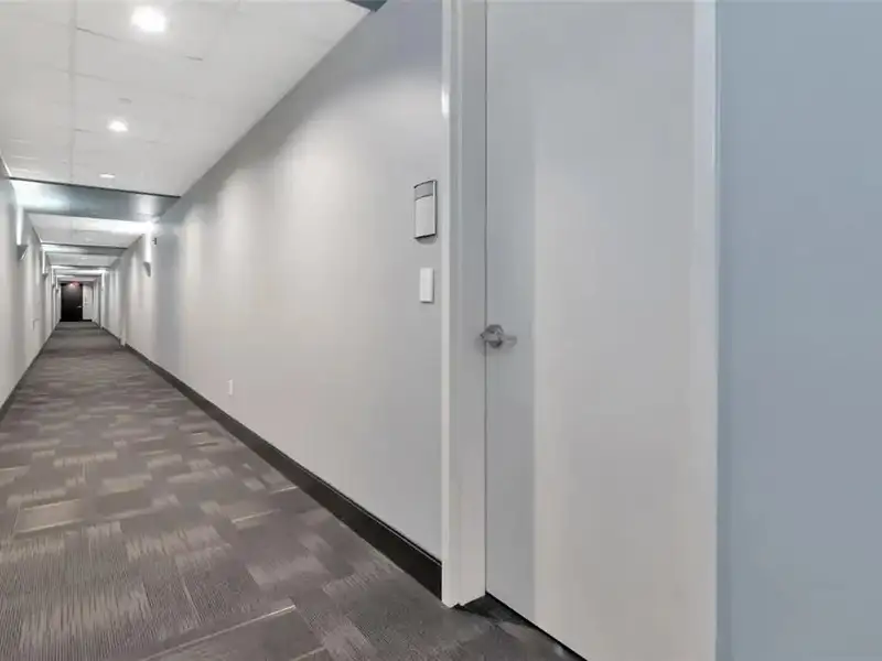 Office Condo in Downtown Tampa's Channel District with Parking and Retail Amenities