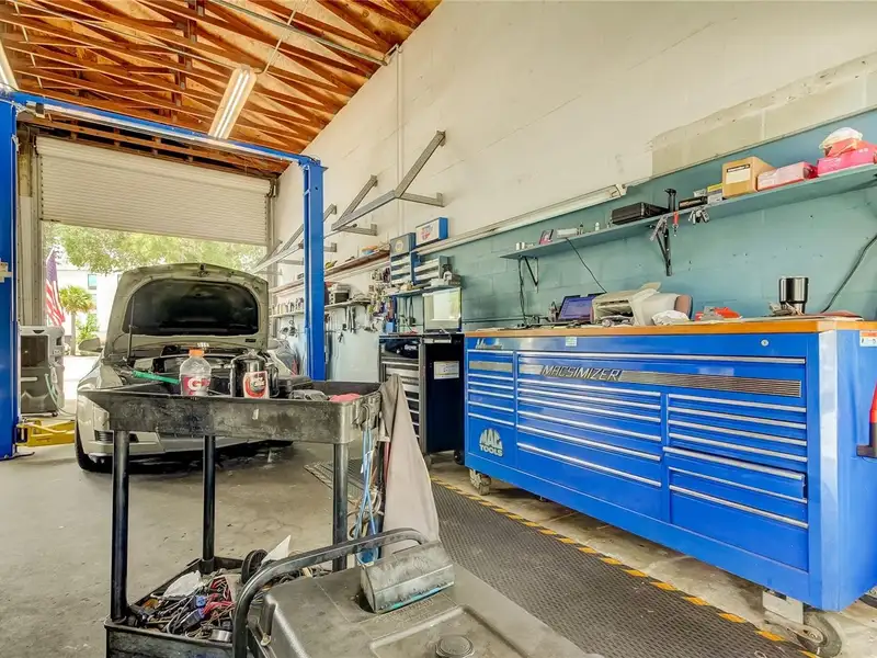 Auto Repair Shop for Sale in Established Oldsmar Location with Equipment and Storage