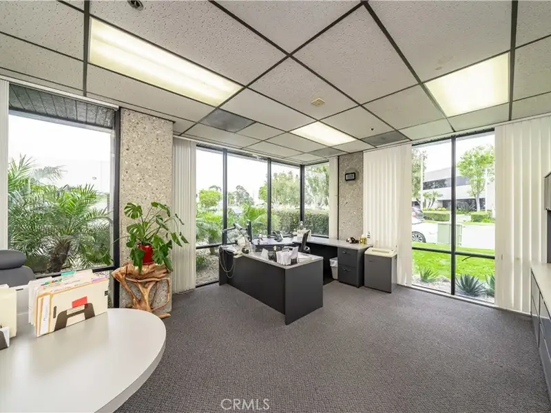 Versatile 21,447 Sq Ft Industrial/office Property in Orange's Thriving Commercial District