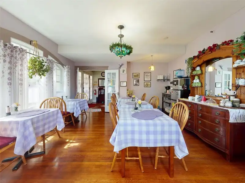 Historic Home and Turnkey Bed & Breakfast in Downtown Daytona Beach
