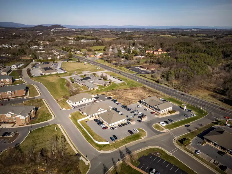 Pre-sale: Multi-unit Cold Shell Buildings Near I-64 & Augusta Health, 1625-5000 Sq Ft
