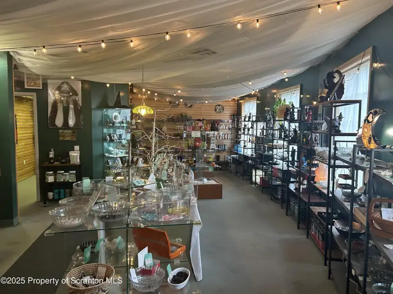 Commercial Lease Opportunity in High Traffic Location, Clarks Summit