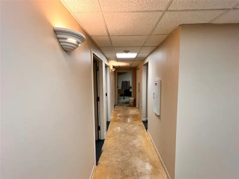 Versatile Medical Office Space with Helipad in Prime Location for Health & Wellness Professionals