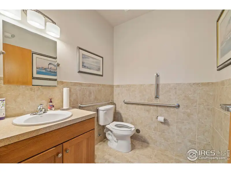 Multi-property Sale: 5818 - 5821 Lockheed Ave, Comprehensive Specifications Available