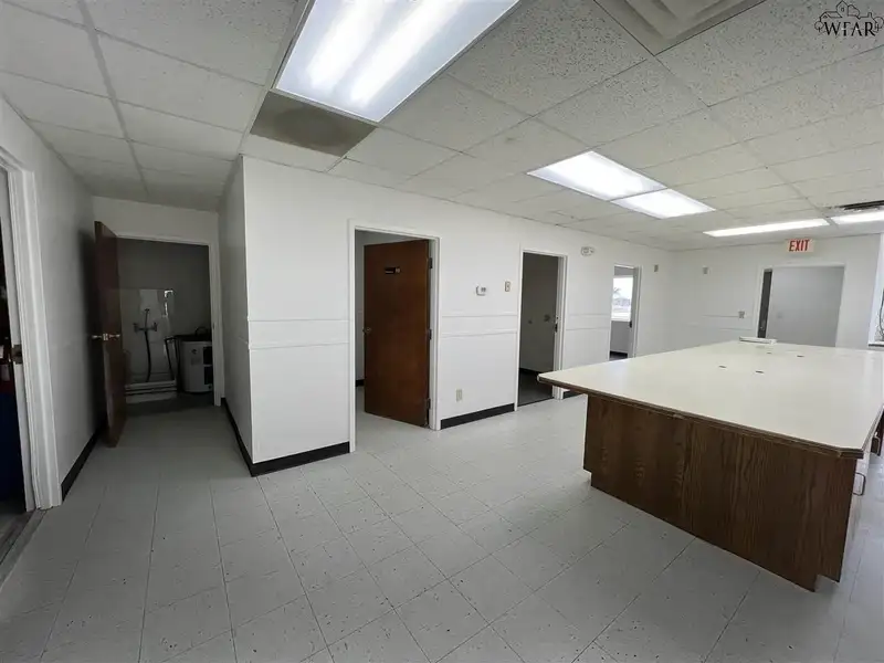 Warehouse Space with Offices and Loading Docks on 1.5 Acres, Convenient Location