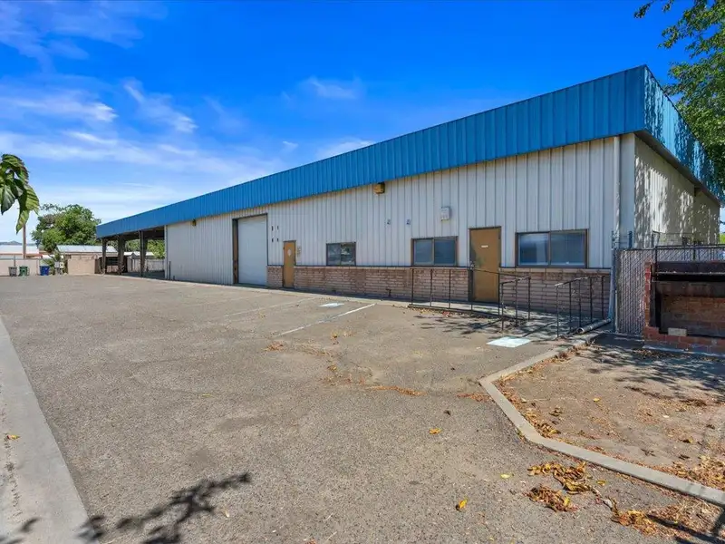 Prime Commercial Property with Two Buildings in Coalinga's Industrial Zone