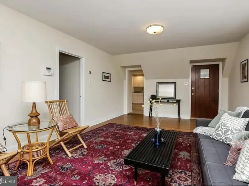 Mixed-use Commercial Property with Office, Garage, and Apartment in Flourtown