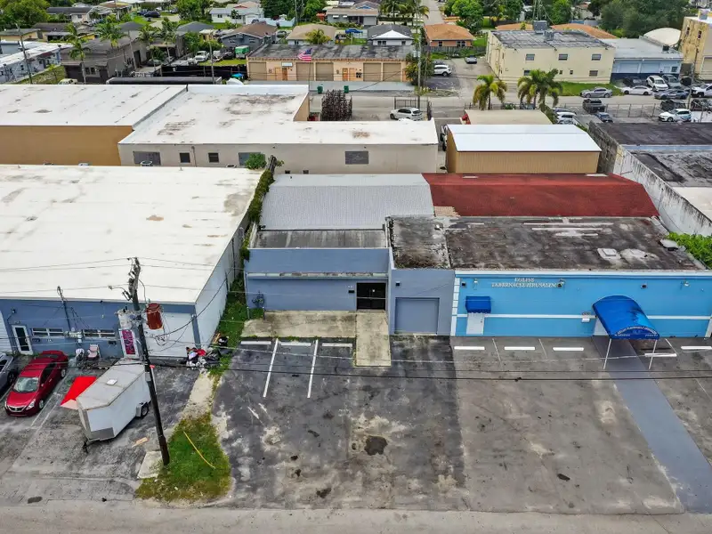 Recently Renovated 2,741 Sf Building Near I-95 with Flexible Use Options