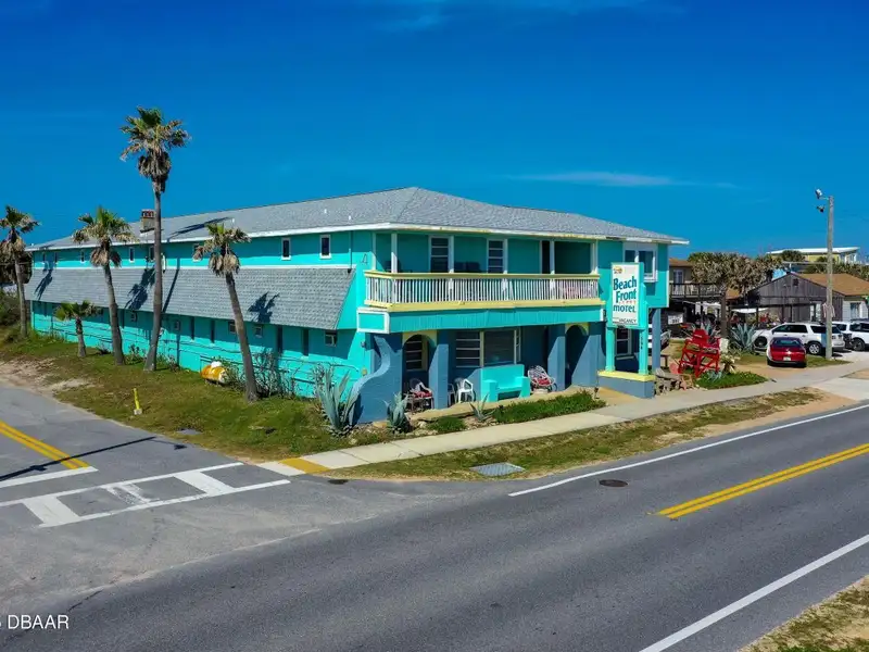 Beachfront Motel with Ocean Views in Flagler Beach, Florida - Prime Tourist Location