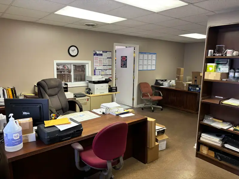 Versatile 6,724 Sqft Residential-commercial Property in Prime Location with Multiple Income Potential