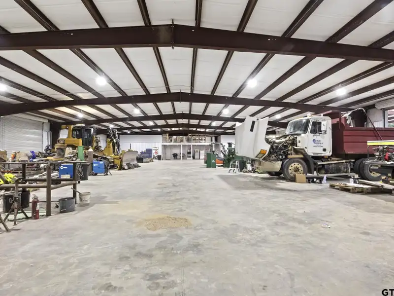 Expansive 13,500 Sq Ft Warehouse and Office on 11.5 Acres Along Highway 271