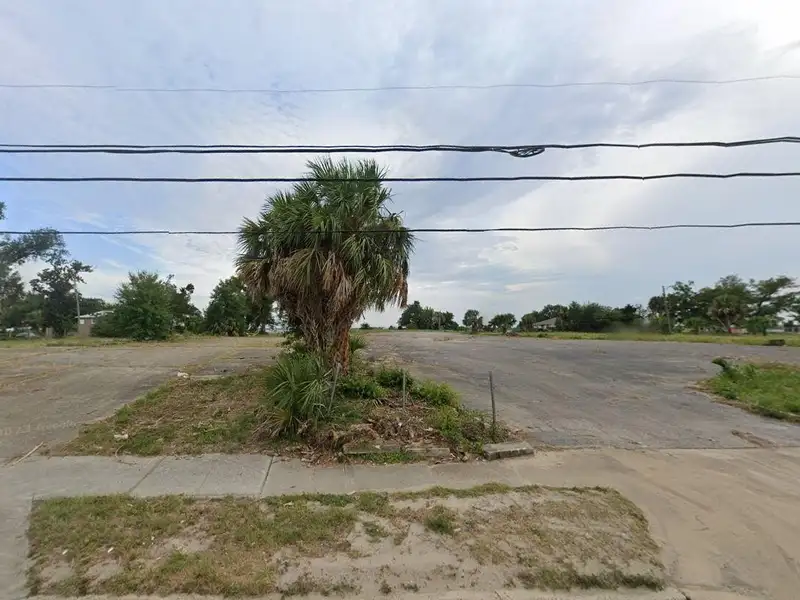 Waterfront Commercial Property on St. Andrew's Bay, Panama City, Fl - 1.67 Acres