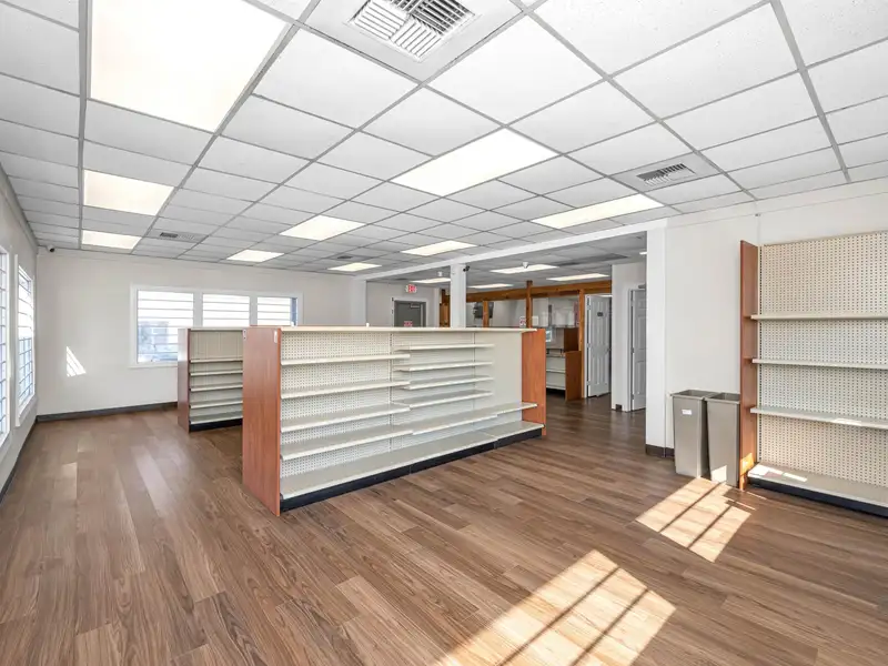 Flexible Use Commercial Property in Updated Condition, Former Fast Food and Pharmacy Location
